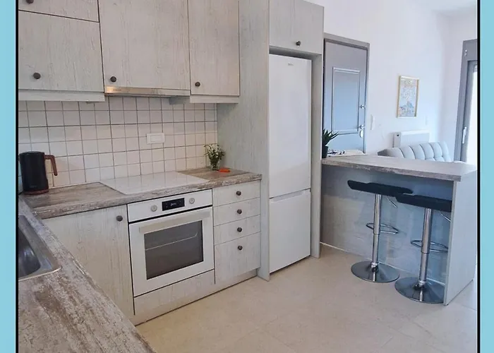 Sunrise Διαμέρισμα *